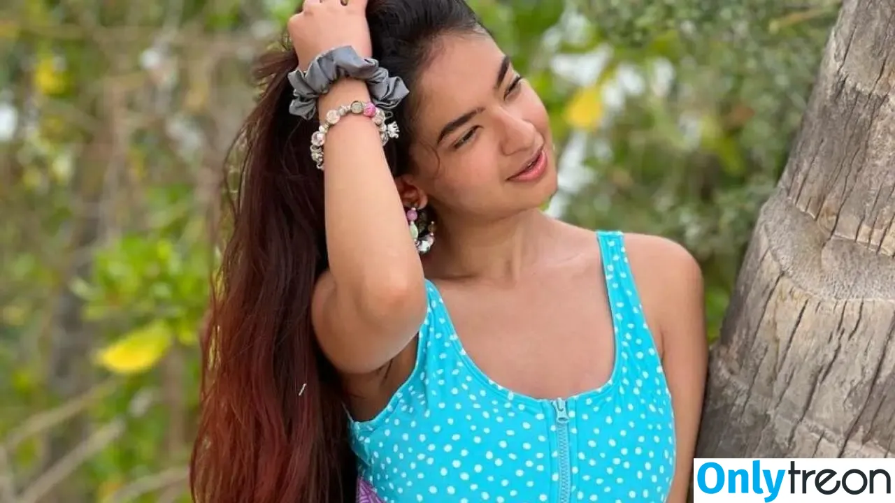 Anushka Sen nude photo #0150 (anushkasen0408)