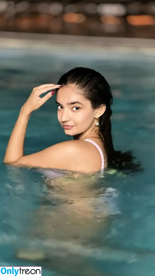Anushka Sen nude photo #0158 (anushkasen0408)