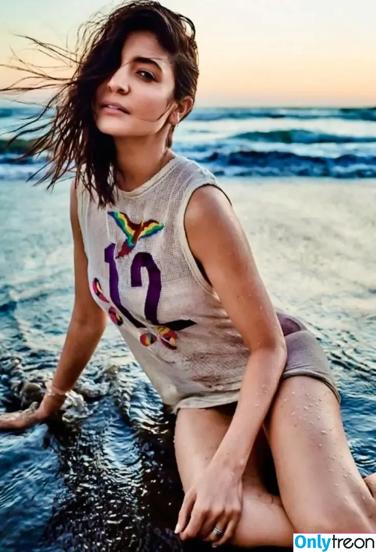 Anushka Sharma nude photo #0080 (anushkasharma)