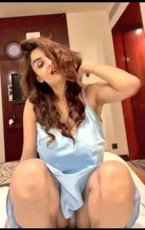 Anveshi Jain / anveshi25 / anveshijain nude photo #0001
