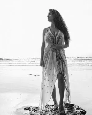 Anveshi Jain / anveshi25 / anveshijain nude photo #0220