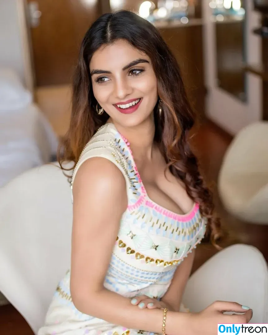 Anveshi Jain nude photo #0129 (anveshi25 / anveshijain)