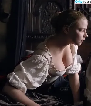 Anya Taylor-Joy / Anya Taylor Joy / anyataylorjoy nude photo #0016