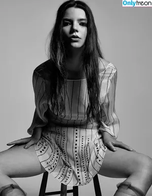 Anya Taylor-Joy / Anya Taylor Joy / anyataylorjoy nude photo #0088
