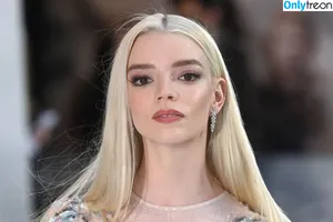 Anya Taylor-Joy / Anya Taylor Joy / anyataylorjoy nude photo #0135