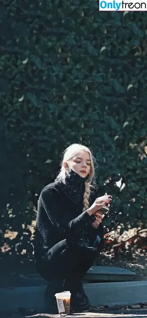 Anya Taylor-Joy / Anya Taylor Joy / anyataylorjoy nude photo #0170
