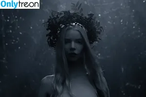 Anya Taylor-Joy / Anya Taylor Joy / anyataylorjoy nude photo #0171