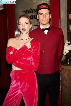 Anya Taylor-Joy / Anya Taylor Joy / anyataylorjoy nude photo #0175