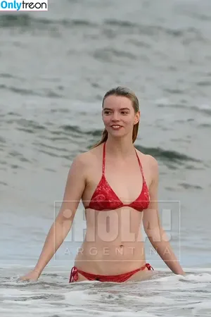 Anya Taylor-Joy / Anya Taylor Joy / anyataylorjoy nude photo #0384