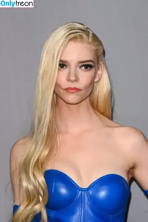 Anya Taylor-Joy / Anya Taylor Joy / anyataylorjoy nude photo #0477