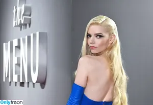 Anya Taylor-Joy / Anya Taylor Joy / anyataylorjoy nude photo #0489