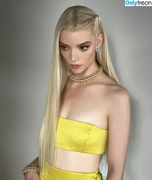 Anya Taylor-Joy / Anya Taylor Joy / anyataylorjoy nude photo #0617
