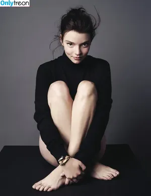 Anya Taylor-Joy / Anya Taylor Joy / anyataylorjoy nude photo #0796