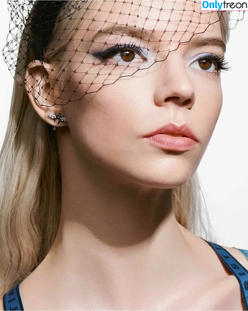 Anya Taylor-Joy nude photo #0457 (Anya Taylor Joy / anyataylorjoy)