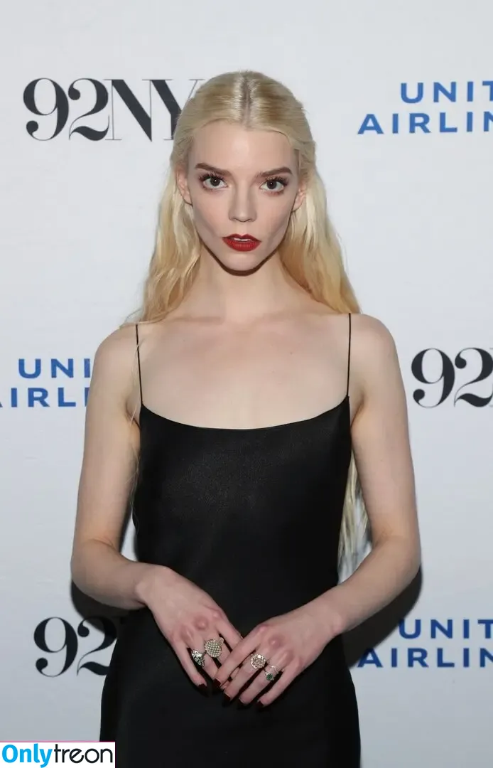 Anya Taylor-Joy nude photo #0532 (Anya Taylor Joy / anyataylorjoy)
