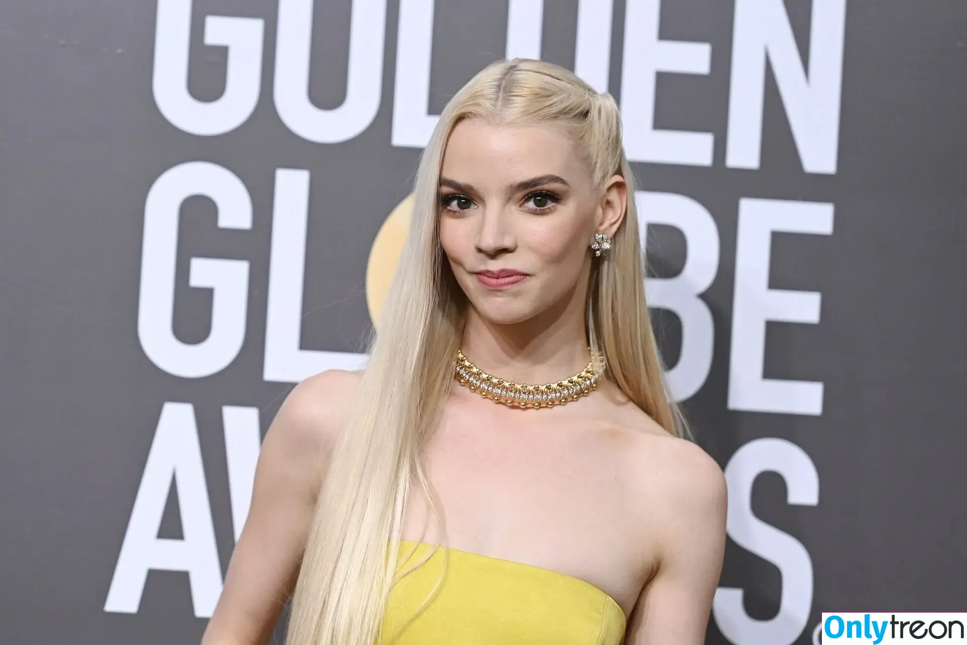 Anya Taylor-Joy nude photo #0611 (Anya Taylor Joy / anyataylorjoy)