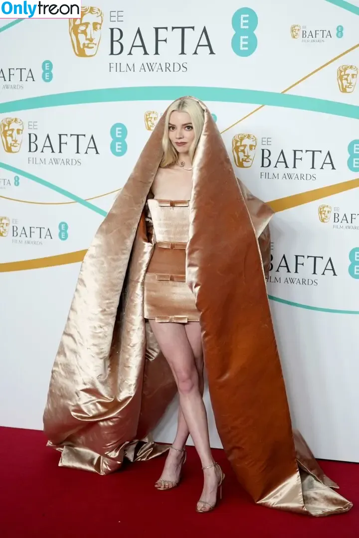Anya Taylor-Joy nude photo #0700 (Anya Taylor Joy / anyataylorjoy)