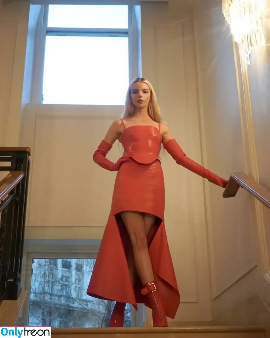 Anya Taylor-Joy nude photo #0753 (Anya Taylor Joy / anyataylorjoy)