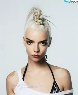 Anya Taylor-Joy / Anya Taylor Joy / anyataylorjoy nude photo #1078
