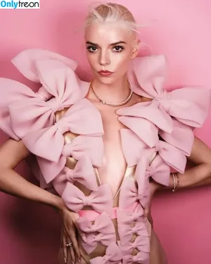 Anya Taylor-Joy / Anya Taylor Joy / anyataylorjoy nude photo #1164
