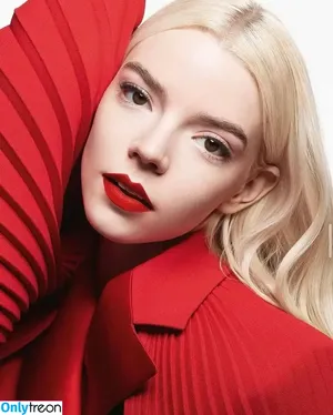 Anya Taylor-Joy / Anya Taylor Joy / anyataylorjoy nude photo #1243