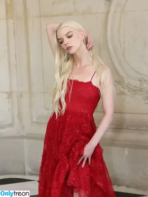 Anya Taylor-Joy / Anya Taylor Joy / anyataylorjoy nude photo #1297