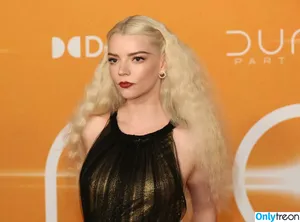 Anya Taylor-Joy / Anya Taylor Joy / anyataylorjoy nude photo #1444
