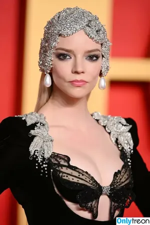 Anya Taylor-Joy / Anya Taylor Joy / anyataylorjoy nude photo #1471