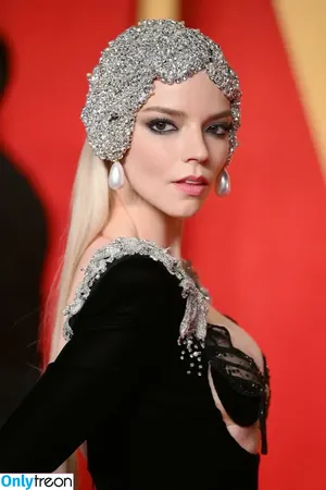 Anya Taylor-Joy / Anya Taylor Joy / anyataylorjoy nude photo #1472