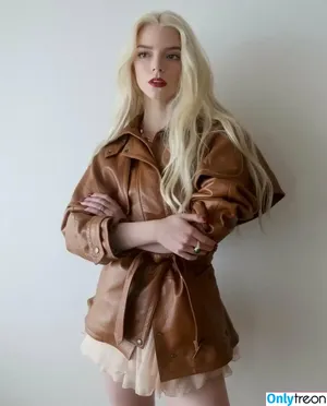 Anya Taylor-Joy / Anya Taylor Joy / anyataylorjoy nude photo #1708