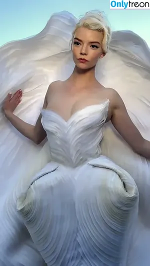 Anya Taylor-Joy / Anya Taylor Joy / anyataylorjoy nude photo #1764
