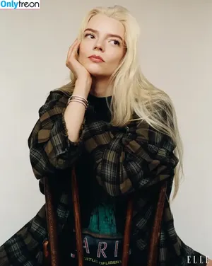 Anya Taylor-Joy / Anya Taylor Joy / anyataylorjoy nude photo #1846
