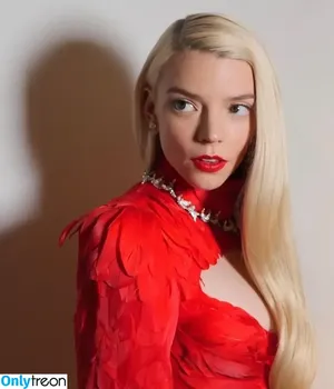 Anya Taylor-Joy / Anya Taylor Joy / anyataylorjoy nude photo #1904
