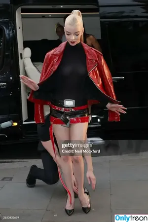 Anya Taylor-Joy / Anya Taylor Joy / anyataylorjoy nude photo #1952