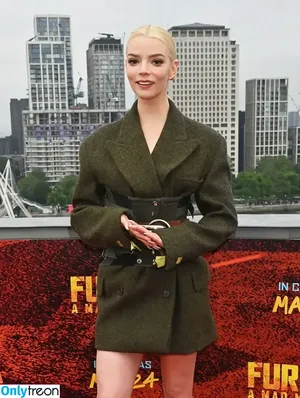 Anya Taylor-Joy / Anya Taylor Joy / anyataylorjoy nude photo #1969