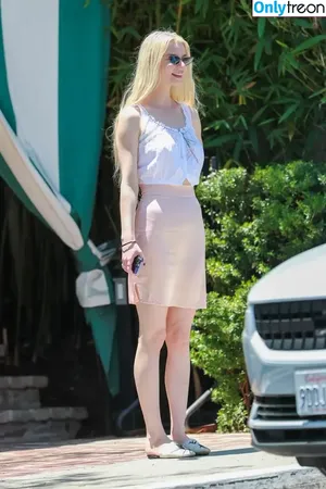 Anya Taylor-Joy / Anya Taylor Joy / anyataylorjoy nude photo #1994