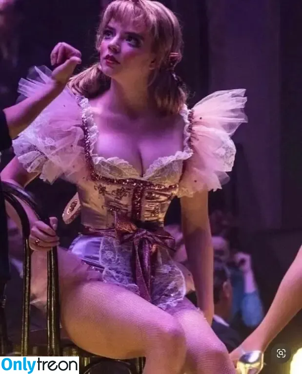 Anya Taylor-Joy nude photo #1120 (Anya Taylor Joy / anyataylorjoy)
