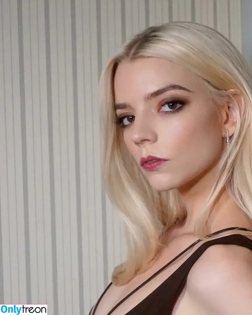 Anya Taylor-Joy nude photo #1126 (Anya Taylor Joy / anyataylorjoy)