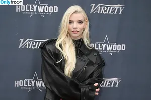 Anya Taylor-Joy / Anya Taylor Joy / anyataylorjoy nude photo #2043