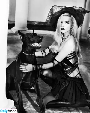 Anya Taylor-Joy / Anya Taylor Joy / anyataylorjoy nude photo #2066
