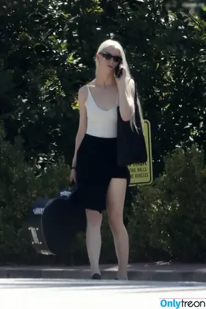 Anya Taylor-Joy / Anya Taylor Joy / anyataylorjoy nude photo #2115