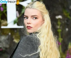 Anya Taylor-Joy / Anya Taylor Joy / anyataylorjoy nude photo #2168