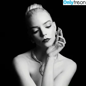 Anya Taylor-Joy / Anya Taylor Joy / anyataylorjoy nude photo #2218