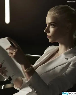 Anya Taylor-Joy / Anya Taylor Joy / anyataylorjoy nude photo #2225