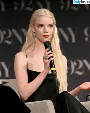 Anya Taylor-Joy / Anya Taylor Joy / anyataylorjoy nude photo #2240