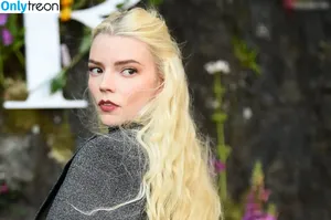 Anya Taylor-Joy / Anya Taylor Joy / anyataylorjoy nude photo #2516