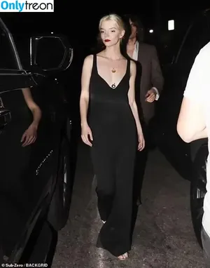 Anya Taylor-Joy / Anya Taylor Joy / anyataylorjoy nude photo #2674