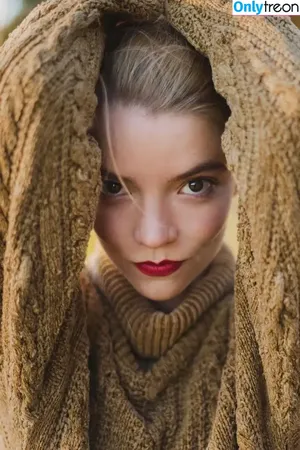 Anya Taylor-Joy / Anya Taylor Joy / anyataylorjoy nude photo #2703