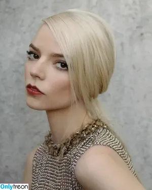 Anya Taylor-Joy / Anya Taylor Joy / anyataylorjoy nude photo #2771