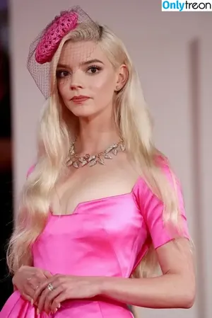 Anya Taylor-Joy / Anya Taylor Joy / anyataylorjoy nude photo #2818